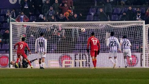 1-1. El Getafe pasa a cuartos de final gracias a un polémico penalti 1-1. El Getafe pasa a cuartos de final gracias a un polémico penalti