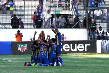5-2. Delfín golea a Armadillos, de México, previo a su debut en la Libertadores 5-2. Delfín golea a Armadillos, de México, previo a su debut en la Libertadores