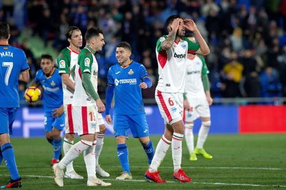 4-0. Mata y Jorge Molina impulsan al Getafe hacía Europa 4-0. Mata y Jorge Molina impulsan al Getafe hacía Europa