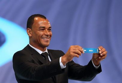 Estrellas como Ronaldinho, Cafú y Marta estarán en el sorteo de la Copa América Estrellas como Ronaldinho, Cafú y Marta estarán en el sorteo de la Copa América