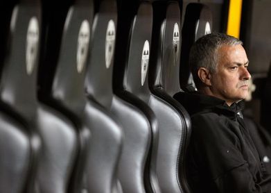 Mourinho, condenado a un año de prisión y 2 millones de multa por fraude Mourinho, condenado a un año de prisión y 2 millones de multa por fraude