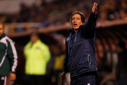 El argentino Vivas dice que el chileno Salas dejó la vara alta en Sporting Cristal El argentino Vivas dice que el chileno Salas dejó la vara alta en Sporting Cristal
