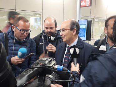 José Castro atiende a los medios en Roma. José Castro atiende a los medios en Roma.