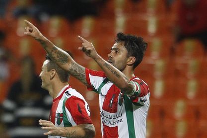 Ocho equipos entran en juego por los cuatro boletos restantes a la fase de grupos de la Libertadores Ocho equipos entran en juego por los cuatro boletos restantes a la fase de grupos de la Libertadores