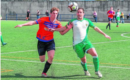 Con el gol de Manu Rey, la Rociera superó al Cerro en uno de los duelos más destacados. Con el gol de Manu Rey, la Rociera superó al Cerro en uno de los duelos más destacados.