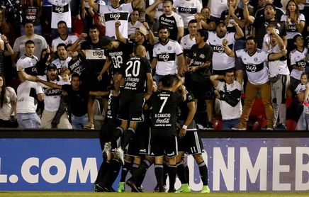 Olimpia y Cerro comparten cima del Apertura paraguayo tras empatar el clásico Olimpia y Cerro comparten cima del Apertura paraguayo tras empatar el clásico