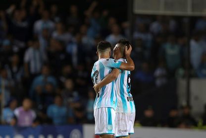 Racing busca asegurar su liderato en el fútbol de Argentina y Defensa espera por un traspié Racing busca asegurar su liderato en el fútbol de Argentina y Defensa espera por un traspié