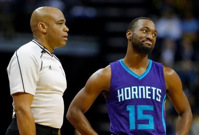 110-116. Walker dirige a los Hornets en la victoria ante Wizards 110-116. Walker dirige a los Hornets en la victoria ante Wizards