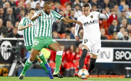 Sidnei y Rodrigo, en el partido de vuelta de semifinales de la Copa del Rey. Sidnei y Rodrigo, en el partido de vuelta de semifinales de la Copa del Rey.