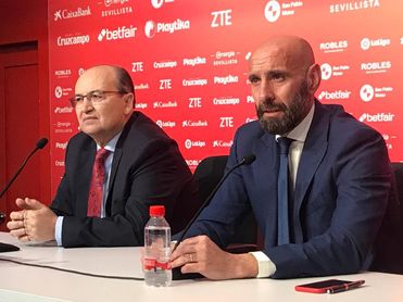 Así vivimos la presentación de Monchi con el Sevilla en directo Así vivimos la presentación de Monchi con el Sevilla en directo