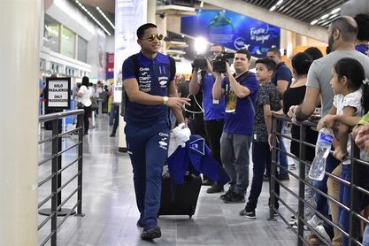 La selección de Honduras viaja a EE.UU. para el amistoso del martes contra Ecuador La selección de Honduras viaja a EE.UU. para el amistoso del martes contra Ecuador