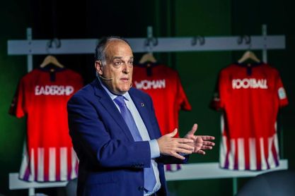 Tebas: "Si el problema es LaLiga, LaLiga se aparta del fútbol femenino" Tebas: "Si el problema es LaLiga, LaLiga se aparta del fútbol femenino"
