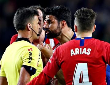 Ocho partidos a Diego Costa por su expulsión en el Camp Nou Ocho partidos a Diego Costa por su expulsión en el Camp Nou