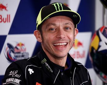 Rossi afirma que "necesita probar" para saber si Márquez es invencible Rossi afirma que "necesita probar" para saber si Márquez es invencible