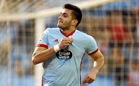 Maxi Gómez celebra un gol con la camiseta del Celta Maxi Gómez celebra un gol con la camiseta del Celta