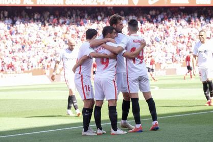Sevilla FC 2-0 Athletic: El dulzor del 'biscotto' se quedó en Nervión Sevilla FC 2-0 Athletic: El dulzor del 'biscotto' se quedó en Nervión