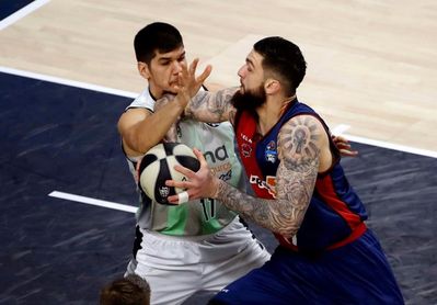 La 'Penya' está a una victoria de asegurarse el 'playoff' La 'Penya' está a una victoria de asegurarse el 'playoff'
