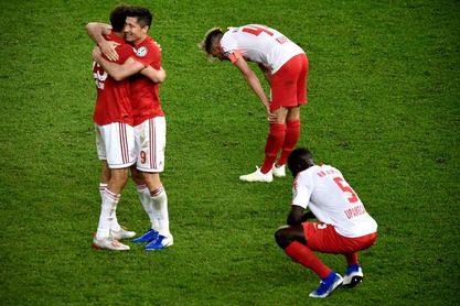 0-3. Lewandowski y Coman le dan el doblete al Bayern 0-3. Lewandowski y Coman le dan el doblete al Bayern