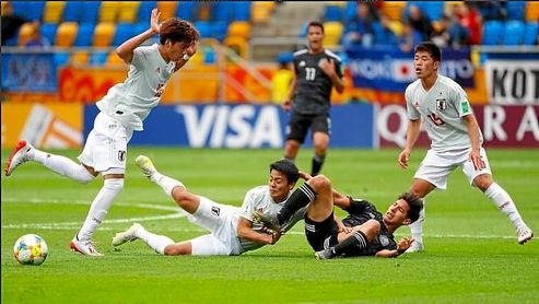 Diego Lainez, al borde de la eliminación con México Diego Lainez, al borde de la eliminación con México