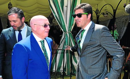 Serra y Haro pulsan el botón de 'reset' Serra y Haro pulsan el botón de 'reset'