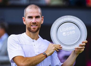 Mannarino inaugura su palmarés al ganar el torneo de Bolduque con 30 años Mannarino inaugura su palmarés al ganar el torneo de Bolduque con 30 años