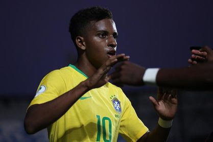 Rodrygo será presentado el martes en el Santiago Bernabéu Rodrygo será presentado el martes en el Santiago Bernabéu