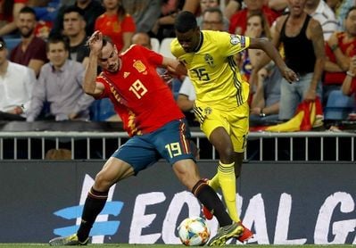 España se juega ante Bélgica su futuro en el Europeo, con la duda de Fabián España se juega ante Bélgica su futuro en el Europeo, con la duda de Fabián