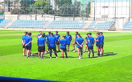 El esfuerzo de los jugadores azulinos por salvar al club ha tenido respuesta. El esfuerzo de los jugadores azulinos por salvar al club ha tenido respuesta.