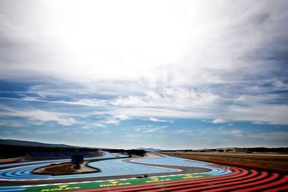 Hamilton y Mercedes mandan en Paul Ricard en la primera sesión; Sainz fue octavo Hamilton y Mercedes mandan en Paul Ricard en la primera sesión; Sainz fue octavo