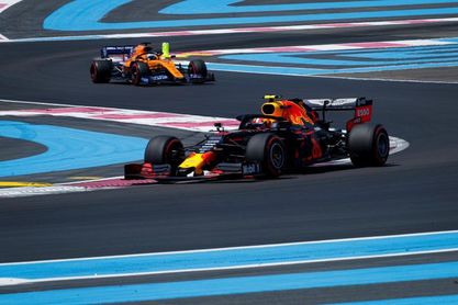 Carlos Sainz (McLaren) se clasifica para la Q3 Carlos Sainz (McLaren) se clasifica para la Q3