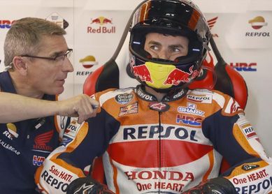 Viñales coloca la Yamaha entre los favoritos, Lorenzo se lesiona Viñales coloca la Yamaha entre los favoritos, Lorenzo se lesiona