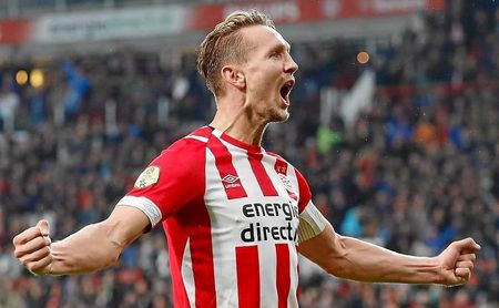 El PSV da vía libre a De Jong para viajar a Sevilla El PSV da vía libre a De Jong para viajar a Sevilla