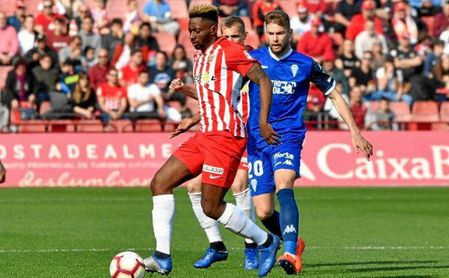 El Sevilla recompra a Eteki El Sevilla recompra a Eteki