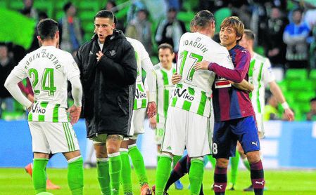 Inui, más cerca de regresar al Eibar Inui, más cerca de regresar al Eibar