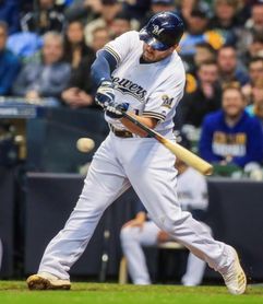 8-3. Moustakas jonronea y marca la victoria de los Cerveceros 8-3. Moustakas jonronea y marca la victoria de los Cerveceros