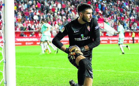 Dani Martín se convirtió en el portero más caro de la historia del Real Betis. Dani Martín se convirtió en el portero más caro de la historia del Real Betis.
