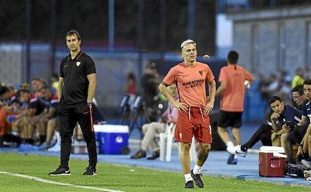Roque Mesa es uno de los jugadores que no cuentan para Lopetegui. Roque Mesa es uno de los jugadores que no cuentan para Lopetegui.