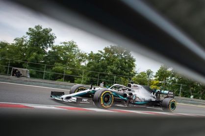 Hamilton fue el más rápido en Hungría, donde se 'aguó' el segundo ensayo Hamilton fue el más rápido en Hungría, donde se 'aguó' el segundo ensayo