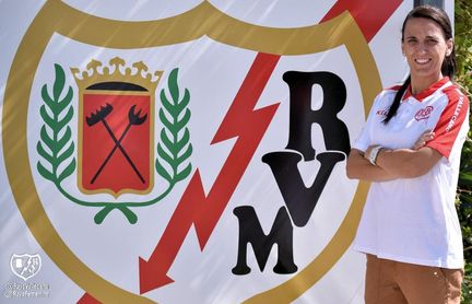 El Rayo femenino inicia la pretemporada manteniendo su bloque internacional El Rayo femenino inicia la pretemporada manteniendo su bloque internacional