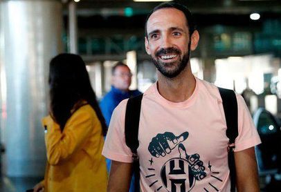 Juanfran llega feliz a Brasil: "Sao Paulo es el mejor junto con el Atleti" Juanfran llega feliz a Brasil: "Sao Paulo es el mejor junto con el Atleti"