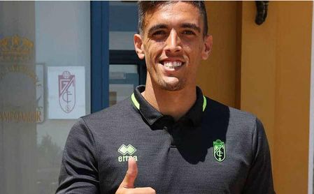José Antonio Martínez, cedido por el Eibar, séptima incorporación del Granada José Antonio Martínez, cedido por el Eibar, séptima incorporación del Granada