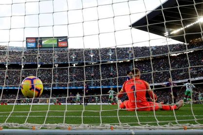Barça y Betis, apurados por una victoria ya en la segunda jornada Barça y Betis, apurados por una victoria ya en la segunda jornada