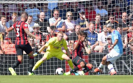 Agüero fulmina al Bournemouth en el partido 400 de David Silva Agüero fulmina al Bournemouth en el partido 400 de David Silva