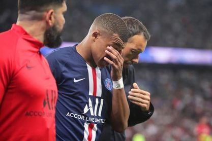 Kylian Mbappe y Edinson Cavani se lesionan ante el Toulouse Kylian Mbappe y Edinson Cavani se lesionan ante el Toulouse