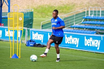 El Alavés y el Maccabi Haifa acuerdan la cesión de Jeando Fuchs El Alavés y el Maccabi Haifa acuerdan la cesión de Jeando Fuchs