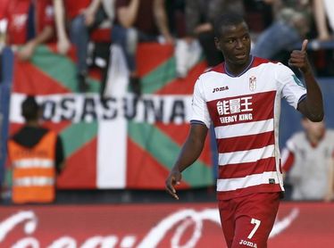 José Antonio Martínez y Adrián Ramos se recuperan y podrán jugar en Vigo José Antonio Martínez y Adrián Ramos se recuperan y podrán jugar en Vigo