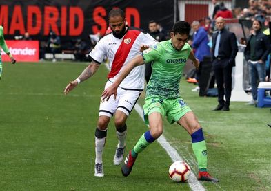 El argelino Mandi, novedad en el trabajo del Betis para la visita del Getafe El argelino Mandi, novedad en el trabajo del Betis para la visita del Getafe