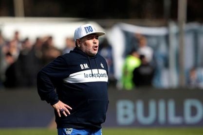 Derrota del Gimnasia de Maradona y Boca Juniors lidera el fútbol en Argentina Derrota del Gimnasia de Maradona y Boca Juniors lidera el fútbol en Argentina