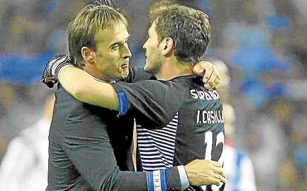 Iker Casillas 'muere' por el Sevilla Iker Casillas 'muere' por el Sevilla