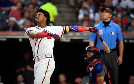 Acuña Jr. hace historia al llegar a los 40 jonrones; Cruz, cinco impulsadas Acuña Jr. hace historia al llegar a los 40 jonrones; Cruz, cinco impulsadas